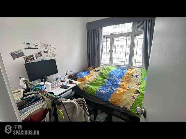 Mong Kok - Shun Lee Building Block B 04
