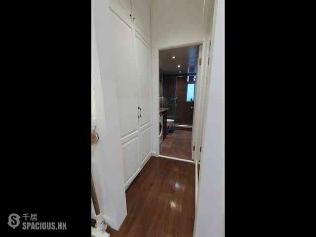 Poho - 170-172, Hollywood Road 10