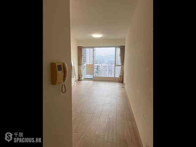 Quarry Bay - The Orchards Block 2 01