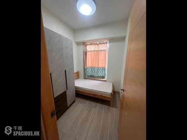 Quarry Bay - The Orchards Block 2 05