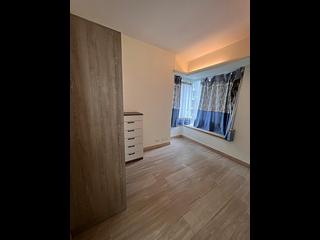 Quarry Bay - The Orchards Block 2 06