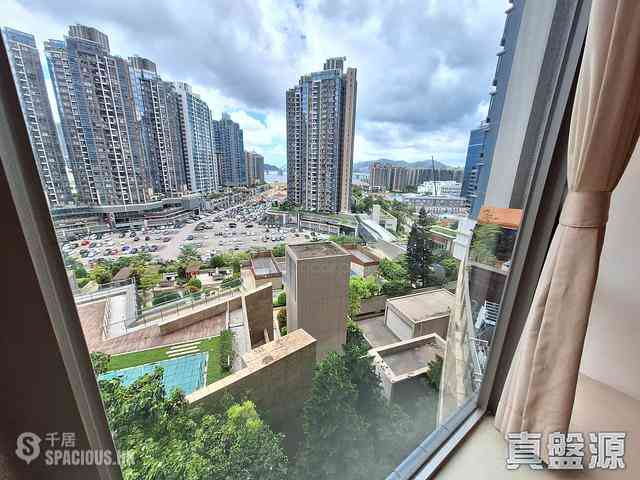 Tseung Kwan O - The Wings The Wings 05