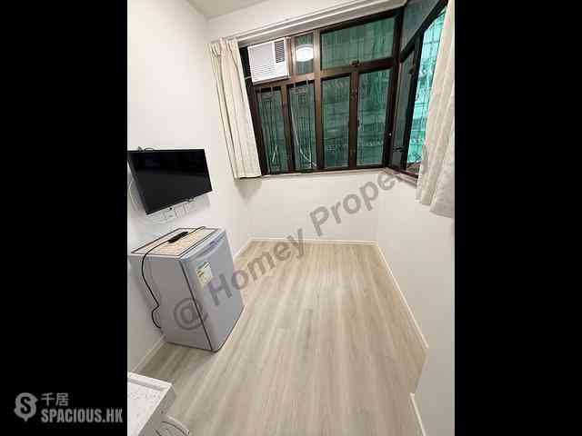 Causeway Bay - Hoi Deen Court 01
