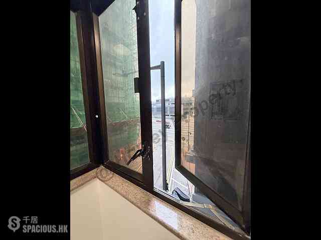 Causeway Bay - Hoi Deen Court 03