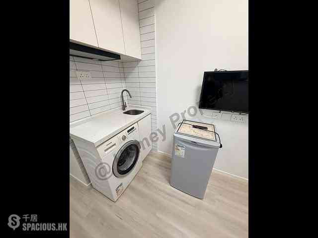 Causeway Bay - Hoi Deen Court 05