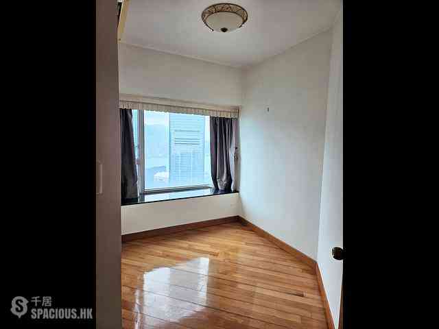 West Kowloon - Sorrento Phase 1 Block 5 06