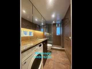 Poho - 170-172, Hollywood Road 06