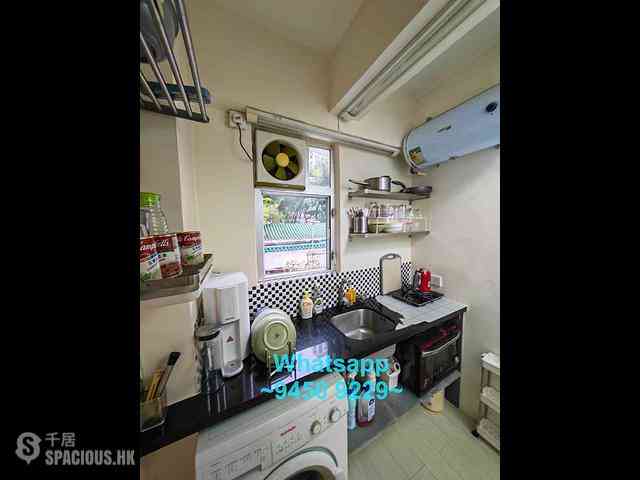 Sheung Wan - 62-64, Queen's Road West 12