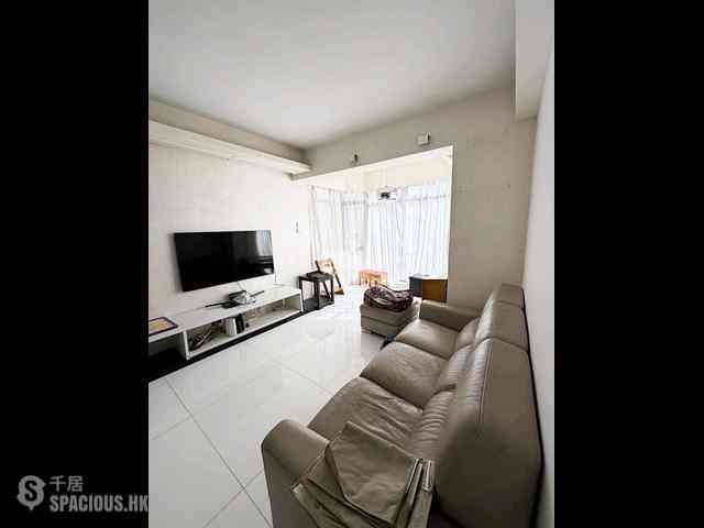 Happy Valley - Ascot Tower 01