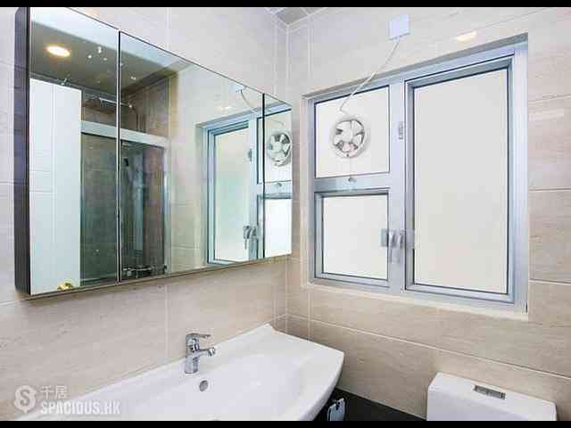 Tai Hang - Grand Deco Tower 10