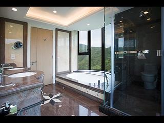 Jardines Lookout - 3, Repulse Bay Road 07