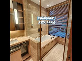 Gold Coast / So Kwun Wat - Avignon 10