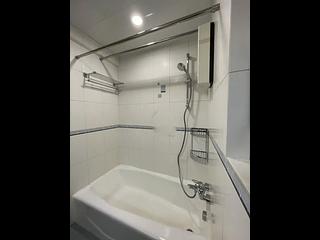 Ap Lei Chau - South Horizons Phase 2 Yee Tsui Court (Block 16) 06