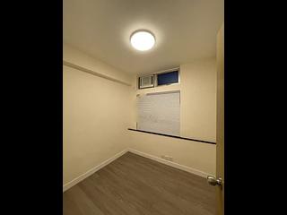 Ap Lei Chau - South Horizons Phase 2 Yee Tsui Court (Block 16) 10