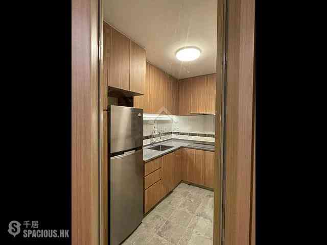 Ap Lei Chau - South Horizons Phase 2 Yee Tsui Court (Block 16) 11