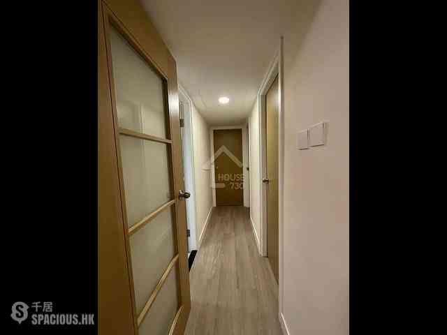 Ap Lei Chau - South Horizons Phase 2 Yee Tsui Court (Block 16) 12