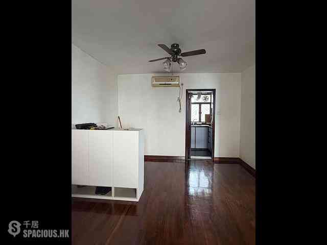 Causeway Bay - Victoria Centre Block 3 06