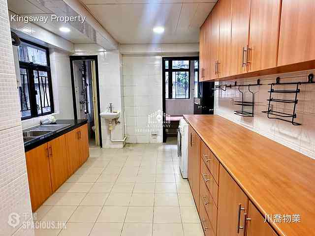 Mid Levels Central - Right Mansion 12