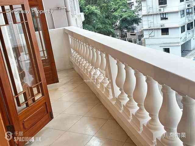 Mid Levels Central - Ivory Court 01