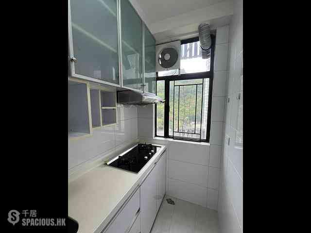 Tai Hang - Dragon Centre Block 1 03