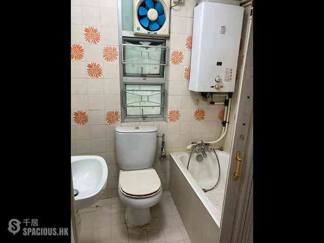 Sheung Wan - Midland Centre Block A 06