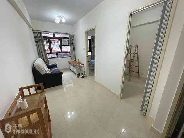Sheung Wan - Wo Fu Building 02