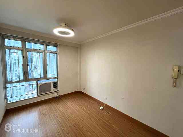 Quarry Bay - Nan Fung Sun Chuen Block 1 01