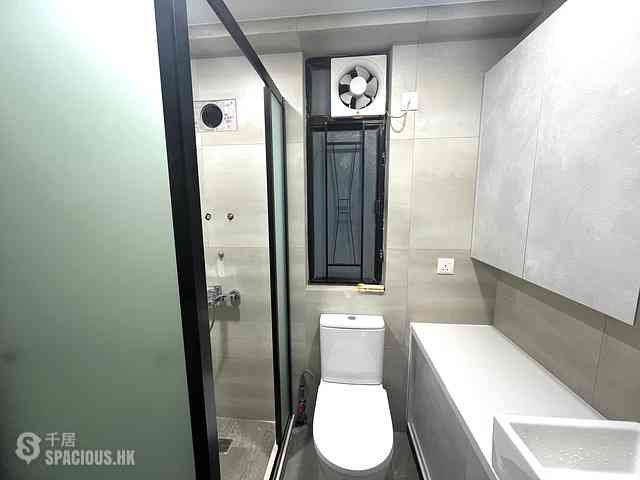 Quarry Bay - Kornhill Block G 10