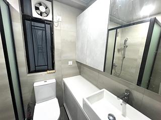 Quarry Bay - Kornhill Block G 11