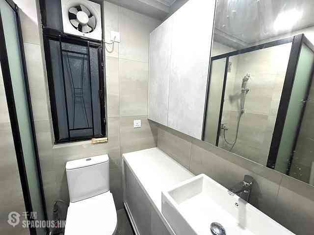 Quarry Bay - Kornhill Block G 11