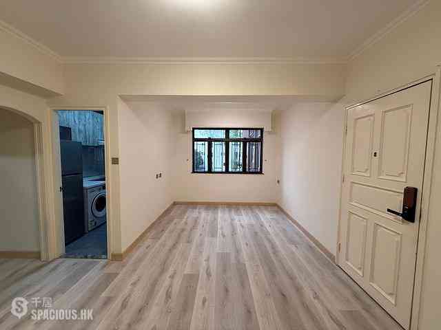 Tai Hang - Tai Hang Terrace Block B 01