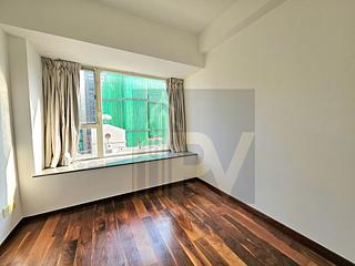 Soho - Centrestage 04