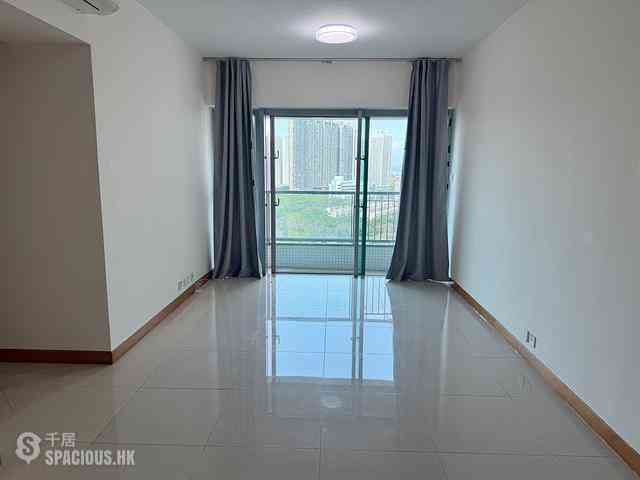 Tung Chung - Coastal Skyline Phase 3 La Rossa 01
