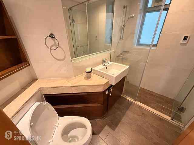 Tung Chung - Coastal Skyline Phase 3 La Rossa 15