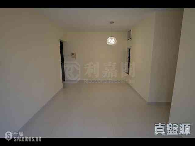 Mid Levels West - Primrose Court 01