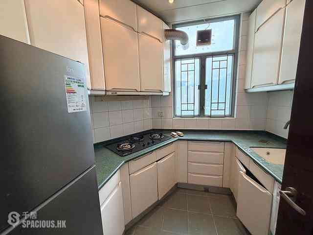 Tung Chung - Tung Chung Crescent 03