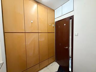 Tung Chung - Tung Chung Crescent 06