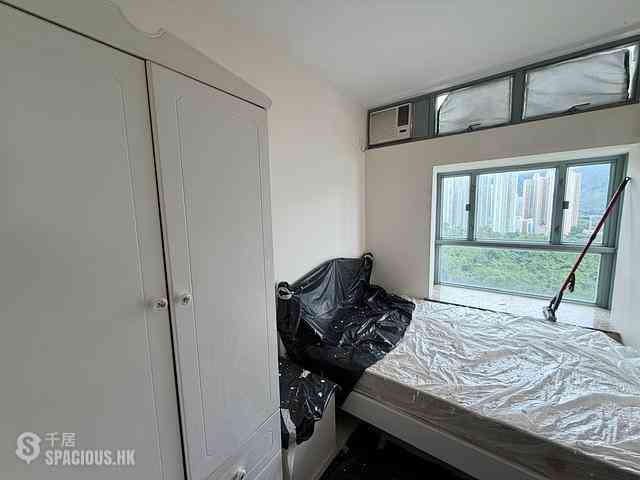 Tung Chung - Tung Chung Crescent 09