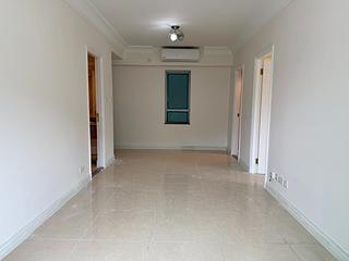 Tung Chung - Caribbean Coast Phase 1 Monterey Cove 04