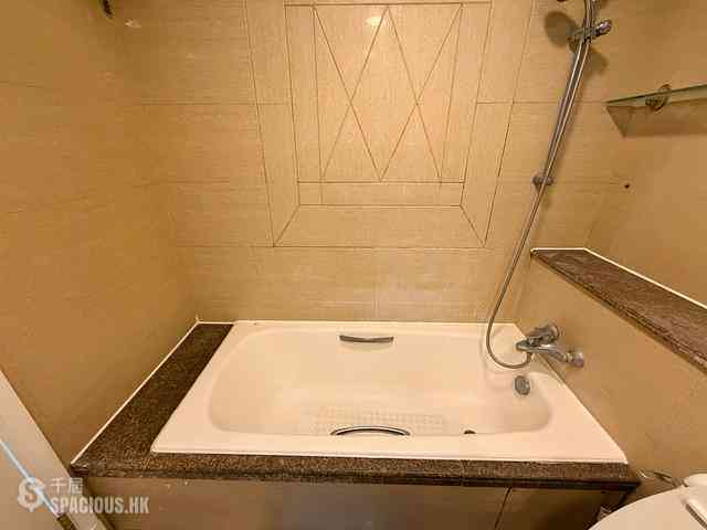 Tung Chung - Caribbean Coast Phase 1 Monterey Cove 12