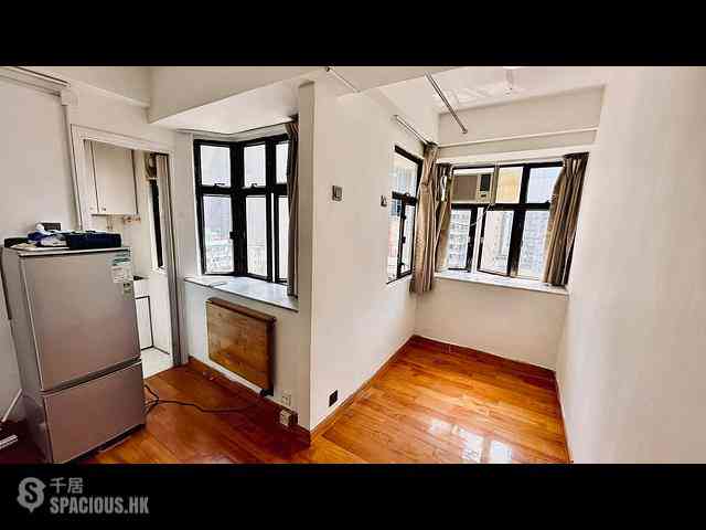 Wan Chai - Hong Fu Building 01