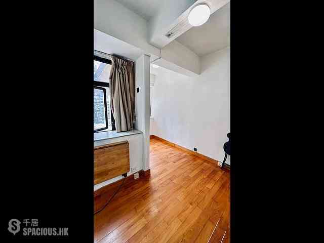 Wan Chai - Hong Fu Building 02