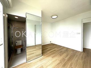 Pok Fu Lam - Bisney Terrace 08