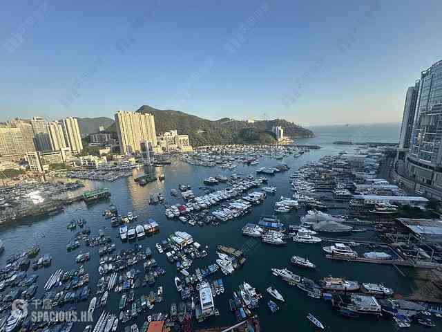 Ap Lei Chau - Marina South Block 2 01