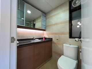 Causeway Bay - Hoi Deen Court 13