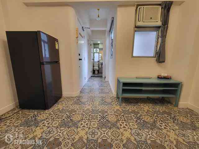 Sai Ying Pun - 84-84A First Street 01