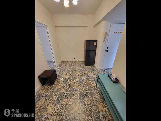 Sai Ying Pun - 84-84A First Street 02