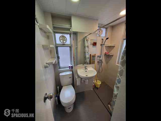 Sai Ying Pun - 84-84A First Street 08
