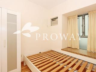 Sheung Wan - Queen's Terrace 04