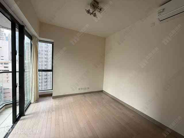 Wan Chai - The Oakhill 01